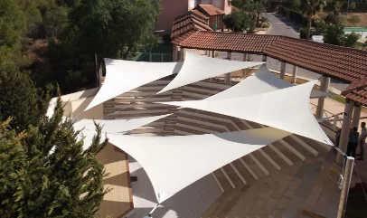 VELA-TRIANGULAR